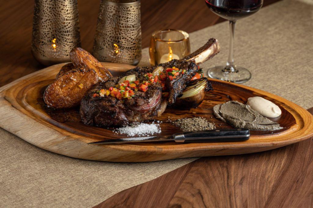 פלטות בשרים בלתי נשכחות במסעדת אנטריקוט!