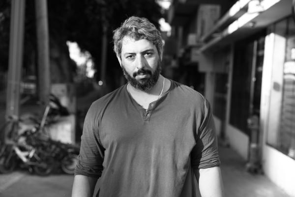 בן זוגה של איה כורם משחרר סינגל חדש אותו כתבו בני הזוג יחד