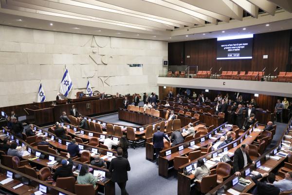 בשורה למתיישבים: אושר בטרומית החוק על הקרקעות ביו"ש