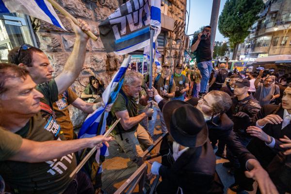 הבכיר באזהרה חמורה: "יגרום לנזק משמעותי"