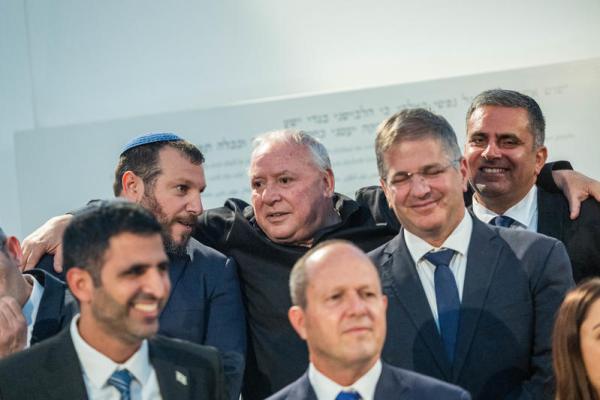 בקואליציה מברכים על המתווה: "סוף סוף יעשה צדק היסטורי"