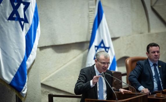 לוין מבהיר: "לא מכיר בעמית כנשיא בית המשפט העליון"