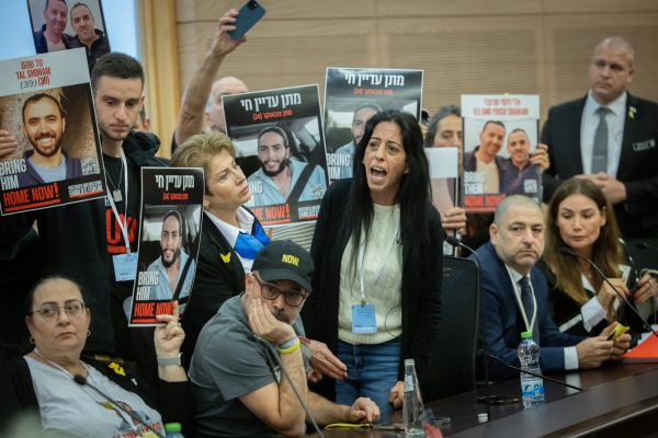 הכנסת: זו הסיבה שעינב צנגאוקר לא יכולה להיכנס למשכן