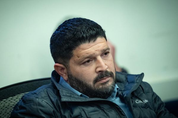 העונש לאלמוג כהן: הוסר מכל קבוצות עצמה יהודית