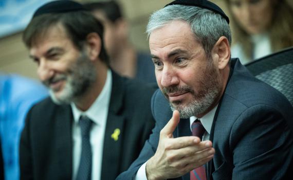 הח"כ מש"ס: "הבן שלי קיבל צו גיוס, אם ייעצר – ילמד תורה בכלא"
