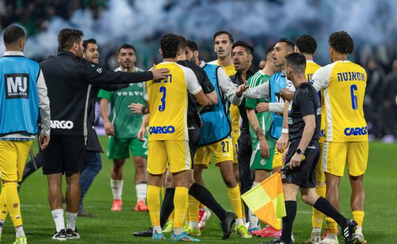 ברק בכר מתנצל: "הורחקתי בצדק, לא אני אמור לחנך את השחקן"