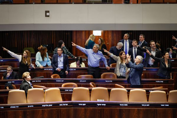 בקואליציה התנגדו: החוק להקמת ועדת חקירה נפל בכנסת