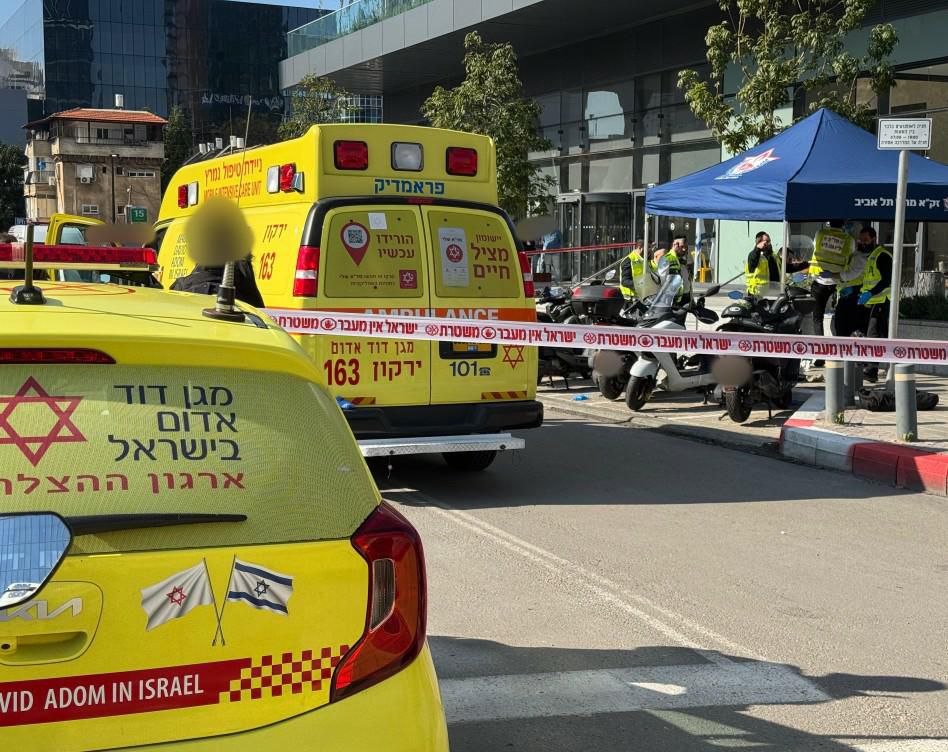 טרגדיה בבני ברק: צעיר כבן 30 נהרג לאחר שככל הנראה נפל מגובה