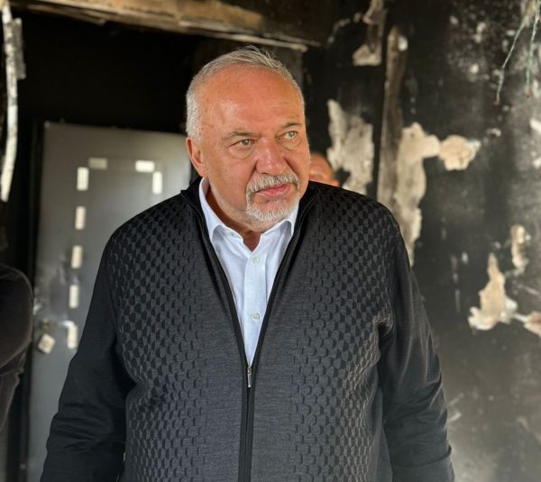 ליברמן במטולה: "הסכם הפסקת האש מסכן את הצפון"