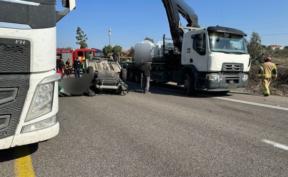 כבישים אדומים: בת 59 נהרגה בתאונת דרכים בניר עם