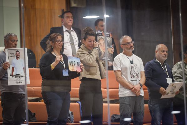 הפלת החוק לועדת חקירה, המשפחות השכולות זועמות: מתביישים בכם