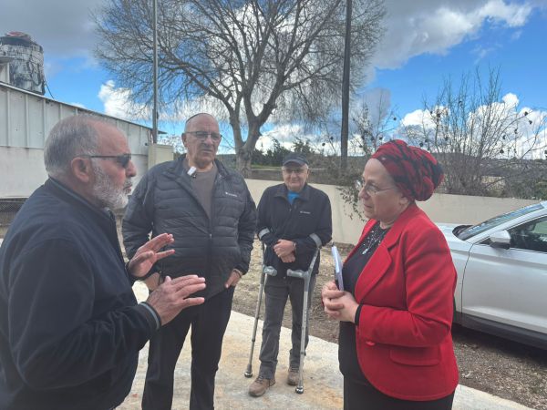 לפני הקבינט, סטרוק ביקרה בצפון: צה"ל צריך להישאר מעבר לגבול