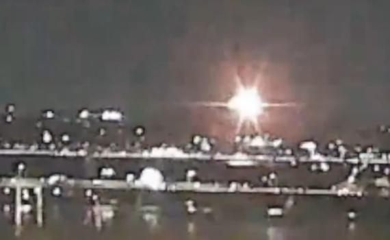 תאונה מחרידה בוושינגטון: מטוס נוסעים התנגש במסוק צבאי