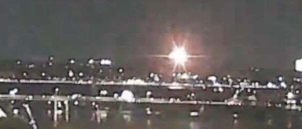 תאונה מחרידה בוושינגטון: מטוס נוסעים התנגש במסוק צבאי