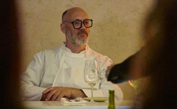 בבית החולים: מושיק רוט מבשל ארוחות שף לחטופות ששוחררו