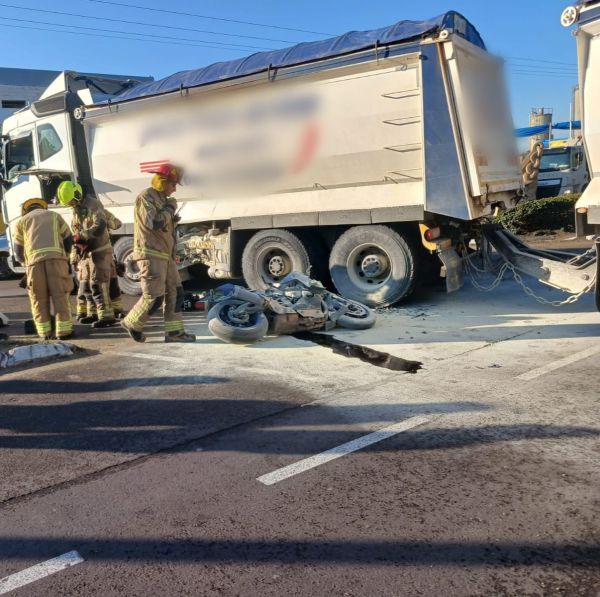 תאונה נוספת באשדוד: רוכב אופנוע נהרג מפגיעת משאית