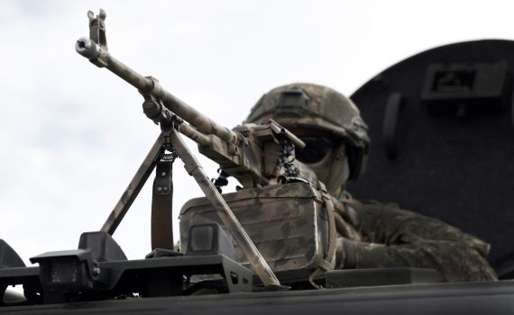 מלחמה חדשה: מאות אלפי פליטים בורחים לאחר פשיטה בגבול קונגו