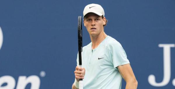 הלם בעולם הטניס: המדורג ראשון בעולם הושעה לשלושה חודשים