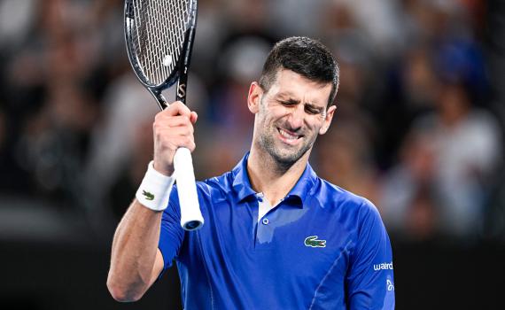 סוף הדרך? ג'וקוביץ' נפצע ופרש מאליפות אוטסרליה