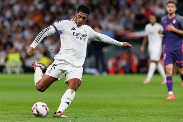 בלינגהאם בביקורת: מגרשי גביע העולם למועדונים לא טובים