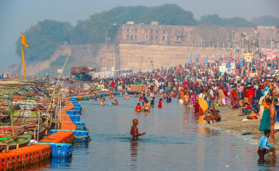 אסון בהודו: לפחות עשרה הרוגים בפסטיבל דתי