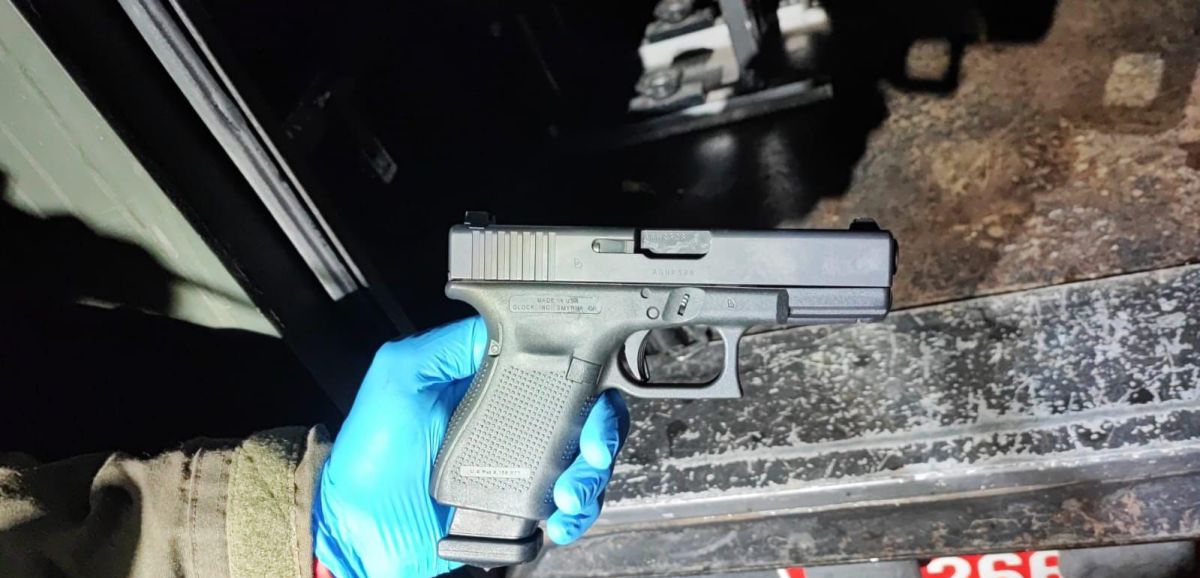 חריג: כוח של השב"ס פשט על מחסן אמל"ח ביו"ש