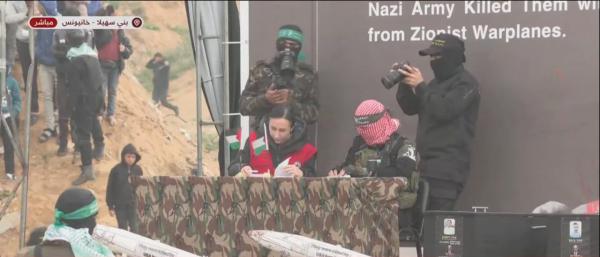 ארונות החטופים הועברו לכוחות צה"ל ברצועה