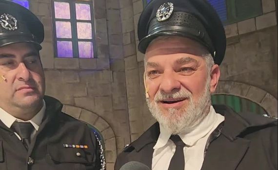כוכבי 'השוטר אזולאי' לסרוגים: בכולנו יש משהו ממנו. צפו