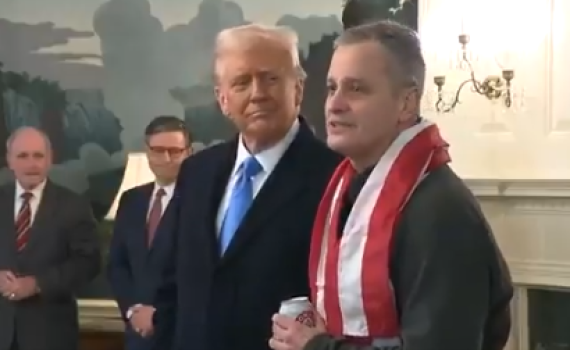 לאחר שלוש שנים בכלא: רוסיה שחררה את המורה האמריקאי