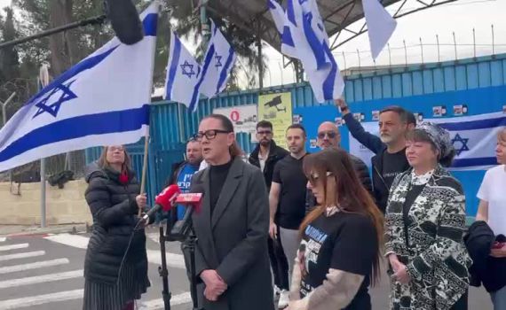 מלינובסקי: "ארדוף אחרי אונר"א כמו שאלי ויזל רדף אחרי הנאצים"