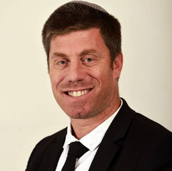 העו"ד הסרוג התפטר מלשכת עורכי הדין