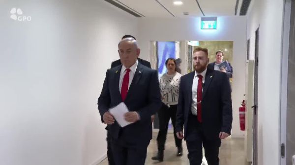 בעקבות הקדמת הקבינט: בוטל הדיון במשפט נתניהו