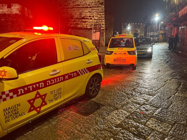 חשד לפיגוע בירושלים: אישה הותקפה בעיר העתיקה, מצבה בינוני