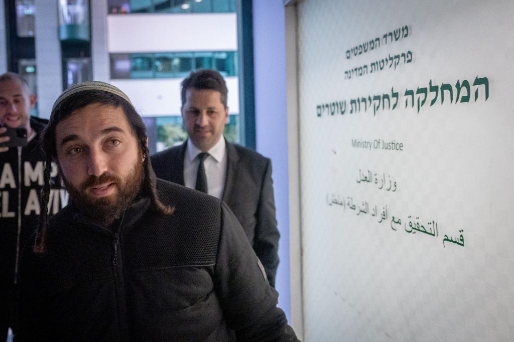 צבי סוכות לאחר החקירה: "תחושה של סימון עיגולים מסביב למטרה"