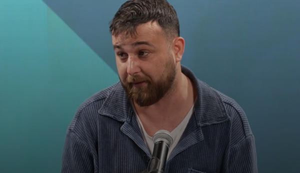 כותב הלהיטים בראיון: "זה לא ייאמן שגם במוות יש שדרות ואחרים"