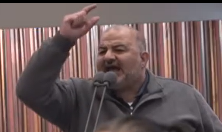 עבאס צעק בכנסת, הח"כים מהקואליציה צעקו עליו חזרה