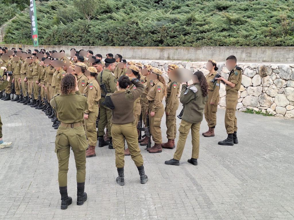 זעם על טקס הסיום הנפרד: "נוגדת את ערך היסוד של שוויון בצה"ל"