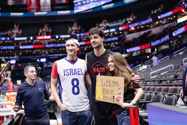 אחרי שהתקבל בתשואות: אבדיה נפצע בתחילת המשחק | צפו בתיעוד