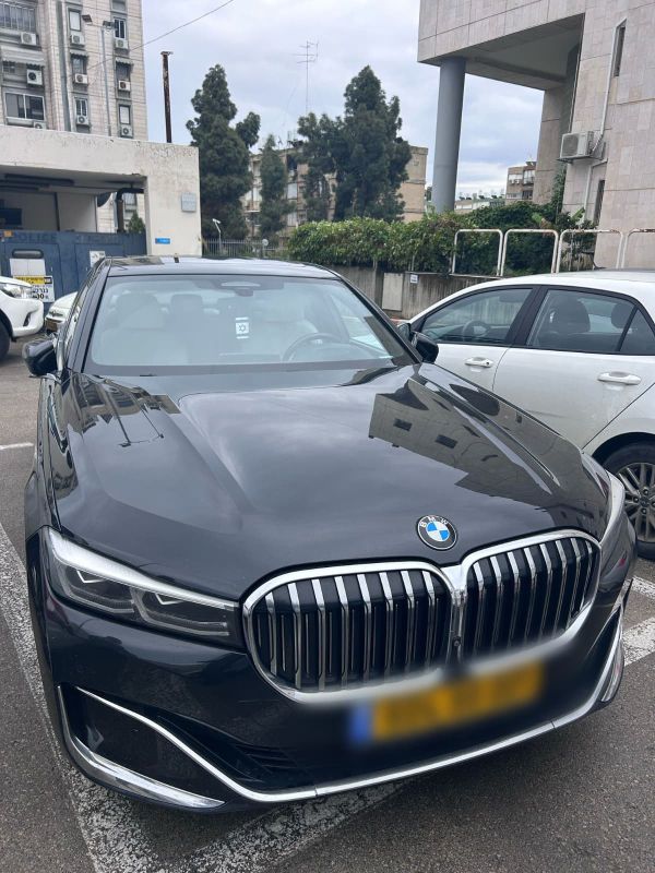 חולון: המשטרה החרימה 3 רכבי יוקרה של סוחר סמים