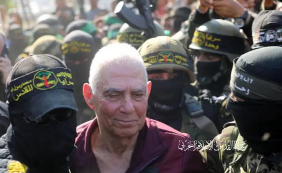 כלוב של 2 מטר: פרטים חדשים על השבי של גדי מוזס