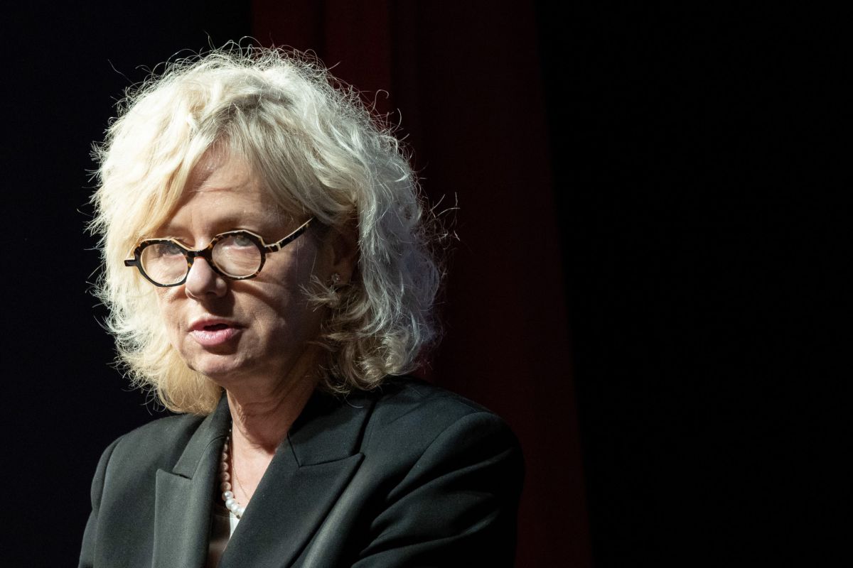 שיקלי טוען: "היועמ"שית בזוגיות עם עד התביעה במשפט נתניהו"