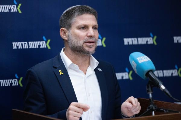 סמוטריץ' נגד גפני: "תתבייש לך"