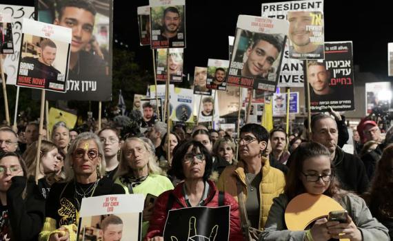 אח החטוף: "דם החטופים אינו סמוק יותר מדם החיילים"