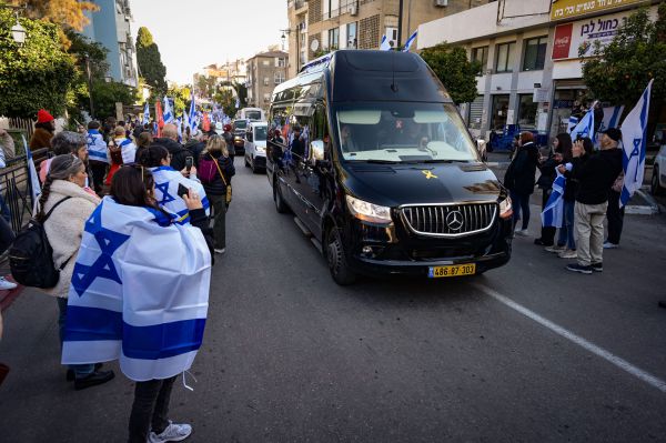 שירי, אריאל וכפיר ביבס הובאו למנוחות: "הם ישארו צמודים תמיד"
