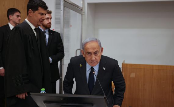 השופטים קיבלו את בקשת נתניהו והקלו בעדותו