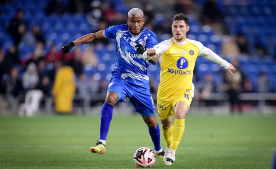 הצמרת רותחת: מכבי תל אביב ניצחה ונצמדה לבאר שבע