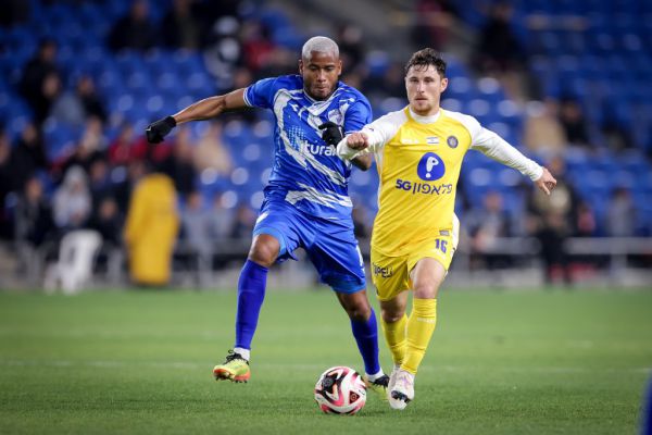 הצמרת רותחת: מכבי תל אביב ניצחה ונצמדה לבאר שבע