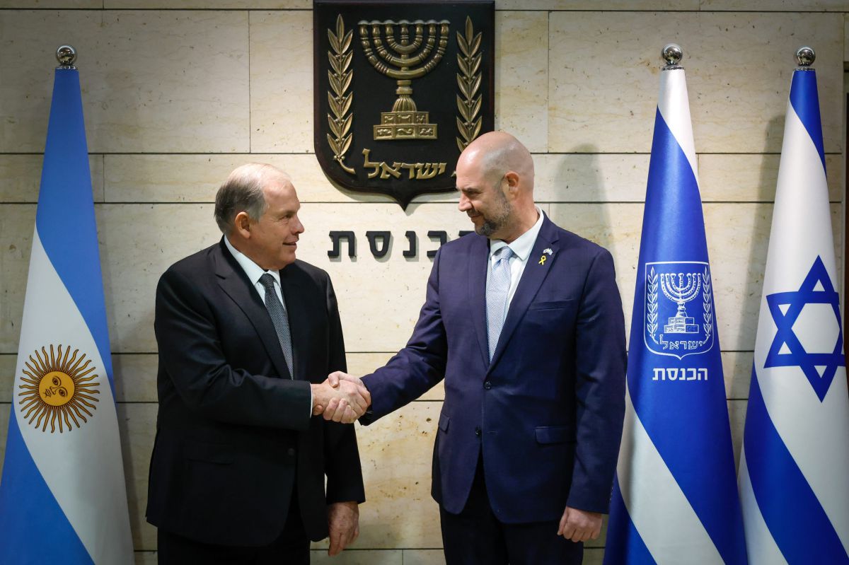 אוחנה לשר החוץ הארגנטינאי: מזמין את הנשיא מיליי לנאום בכנסת