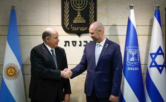 אוחנה לשר החוץ הארגנטינאי: מזמין את הנשיא מיליי לנאום בכנסת