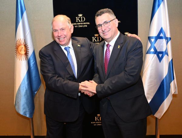 סער נפגש עם שר החוץ של ארגנטינה: "חיזוק הברית האסטרטגית"